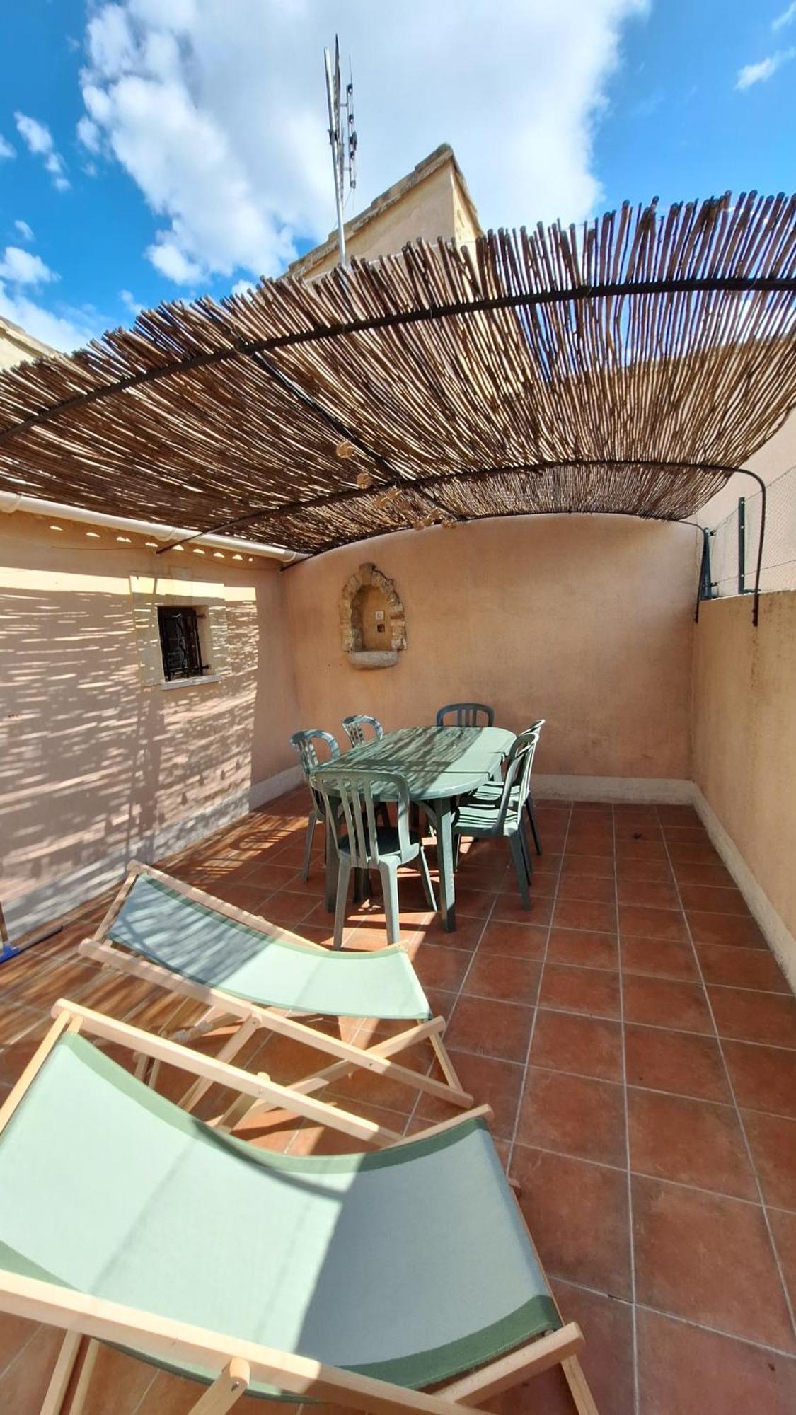 Holiday home Maison De Village Sur 2 Etages A 4 Personnes Venejan